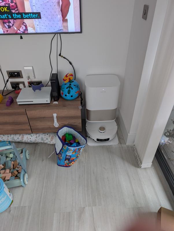 Dreame L40s Pro Ultra Robot Vacuum Cleaner and Mop with Self-Cleaning and Auto-Empty